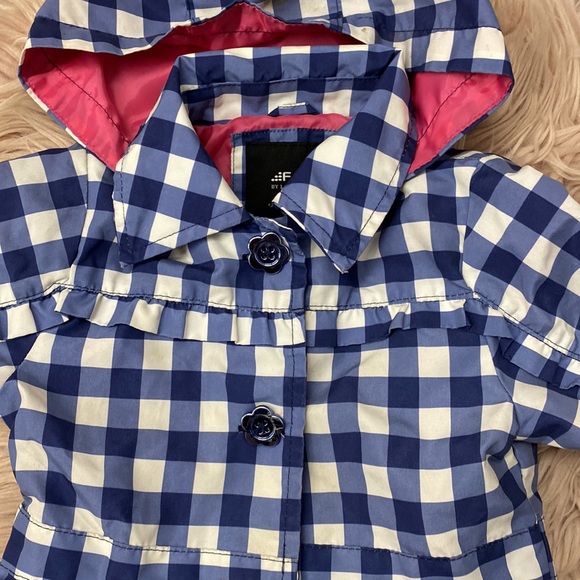 London Fog Jacket - Picture 2 of 9